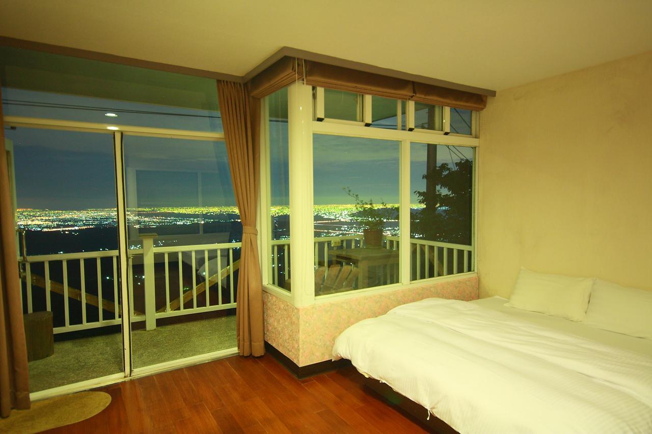 Sky Lounge B&B Чжушань Экстерьер фото