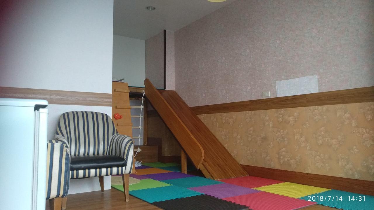 Sky Lounge B&B Чжушань Экстерьер фото